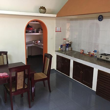 كوفالام Indira Guesthouse المظهر الخارجي الصورة